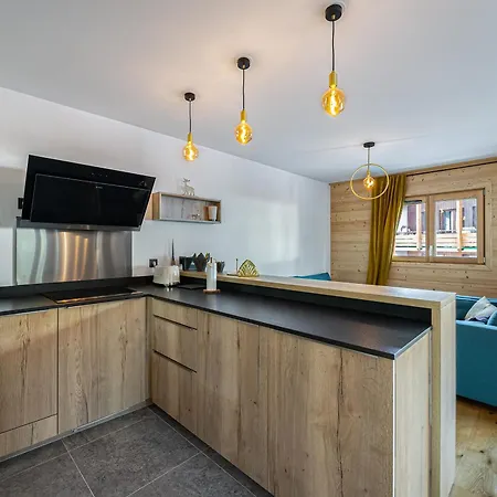 Apartment T3 Avec Parking A 100m Des Pistes A Courchevel, 6 Couchages - Fr-1-563-61