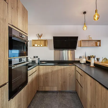 3 Pieces A Courchevel, Proche Des Pistes Avec Parking Et Wi-fi - Fr-1-563-61 Lejlighed