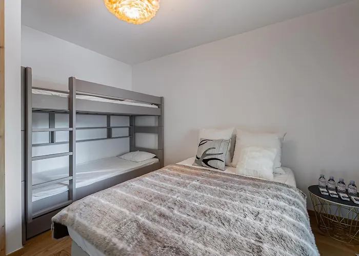 3 Pieces A Courchevel, Proche Des Pistes Avec Parking Et Wi-fi - Fr-1-563-61 Lejlighed *